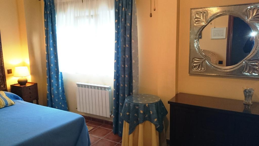 Hosteria De Langre Quarto foto